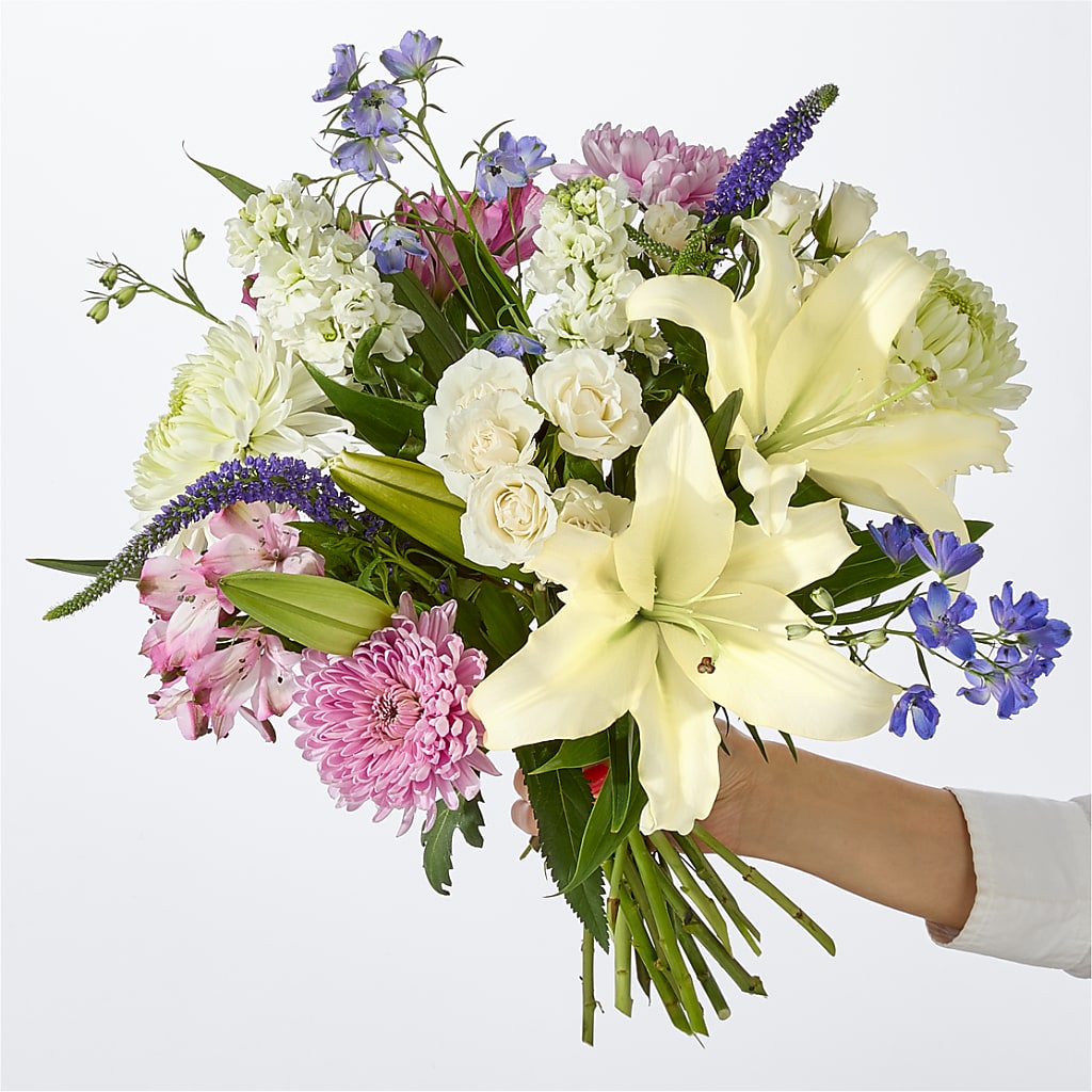 Winter Celebration Bouquet – Velvet Leaf And Stem, Las Vegas NV
