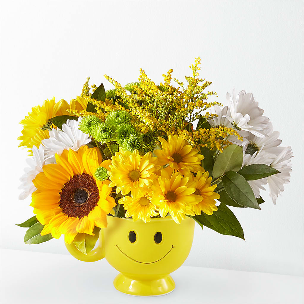 Joyful Smiles Bouquet – Velvet Leaf And Stem, Las Vegas NV