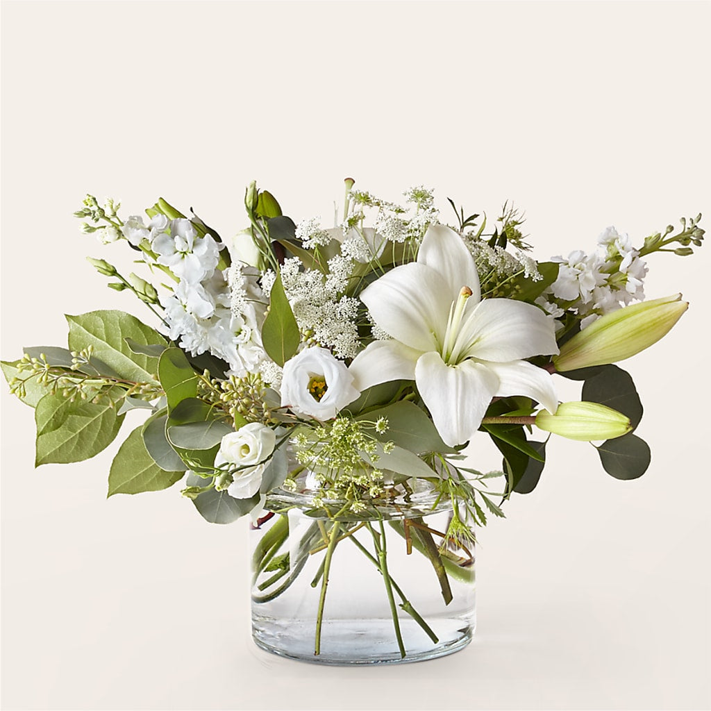 Alluring Elegance Bouquet – Velvet Leaf And Stem, Las Vegas NV