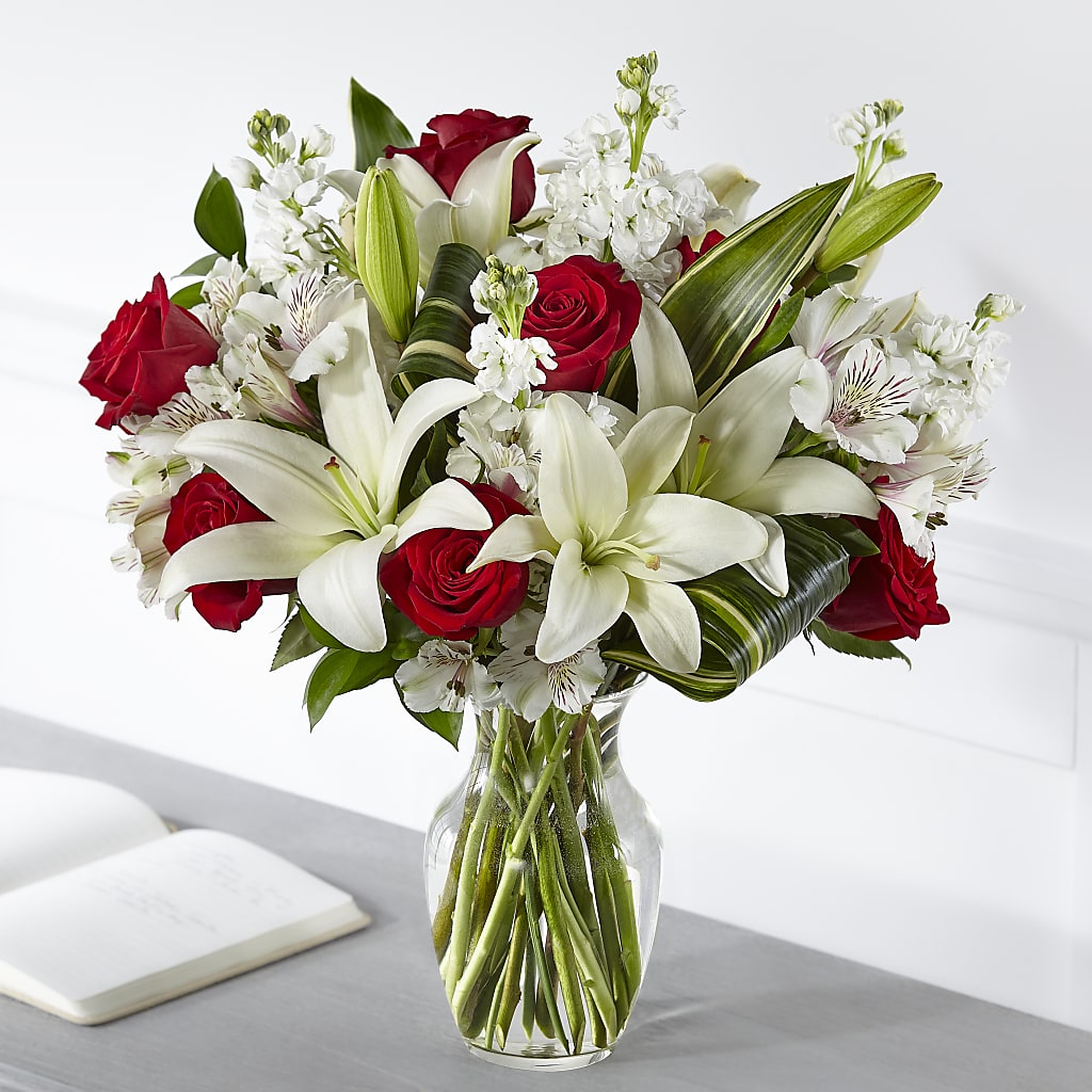 Loving Respect Bouquet – Velvet Leaf And Stem, Las Vegas NV