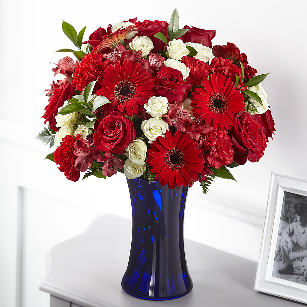 Hearts Embrace Bouquet – Velvet Leaf And Stem, Las Vegas NV