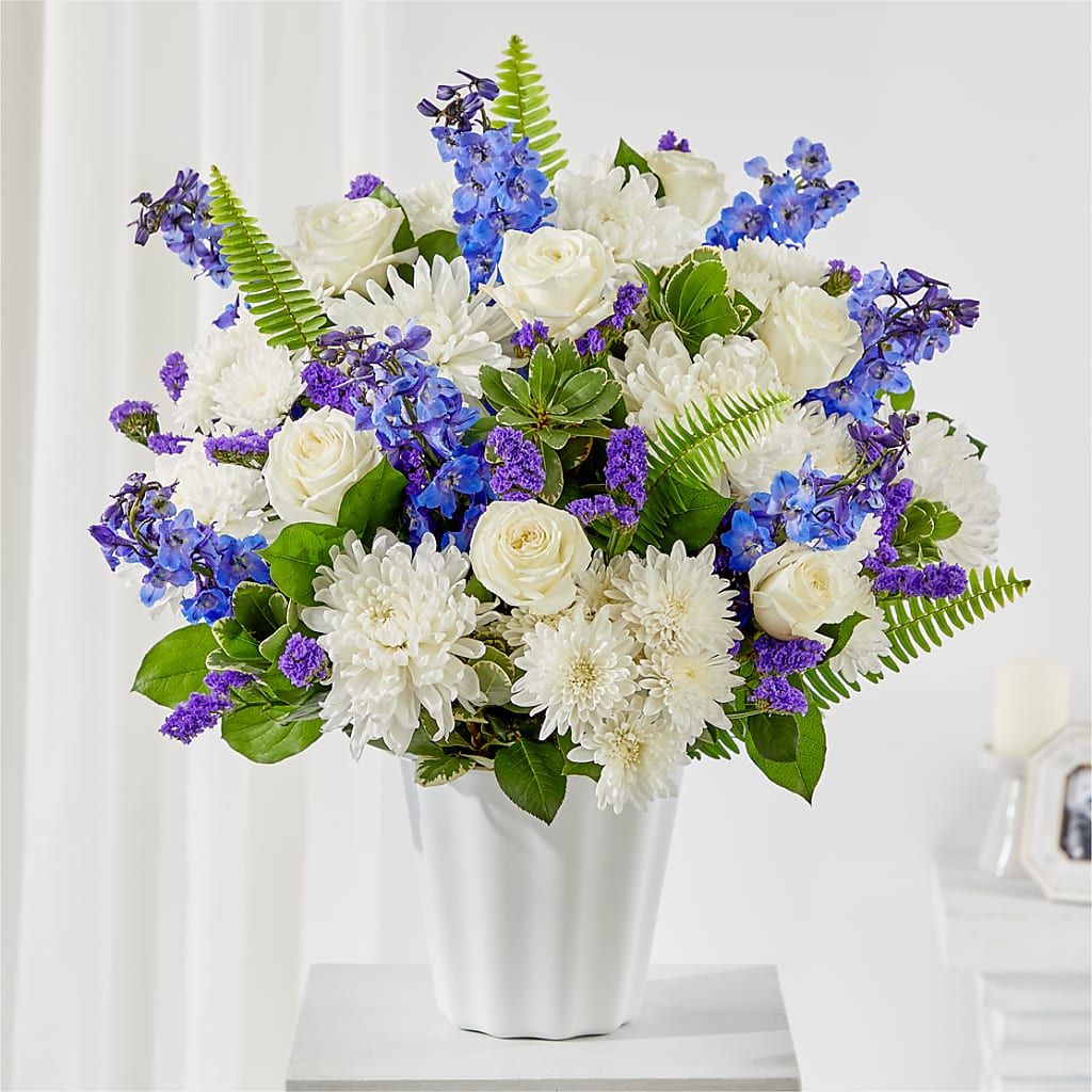 Hold Dear Tabletop Basket – Velvet Leaf And Stem, Las Vegas NV