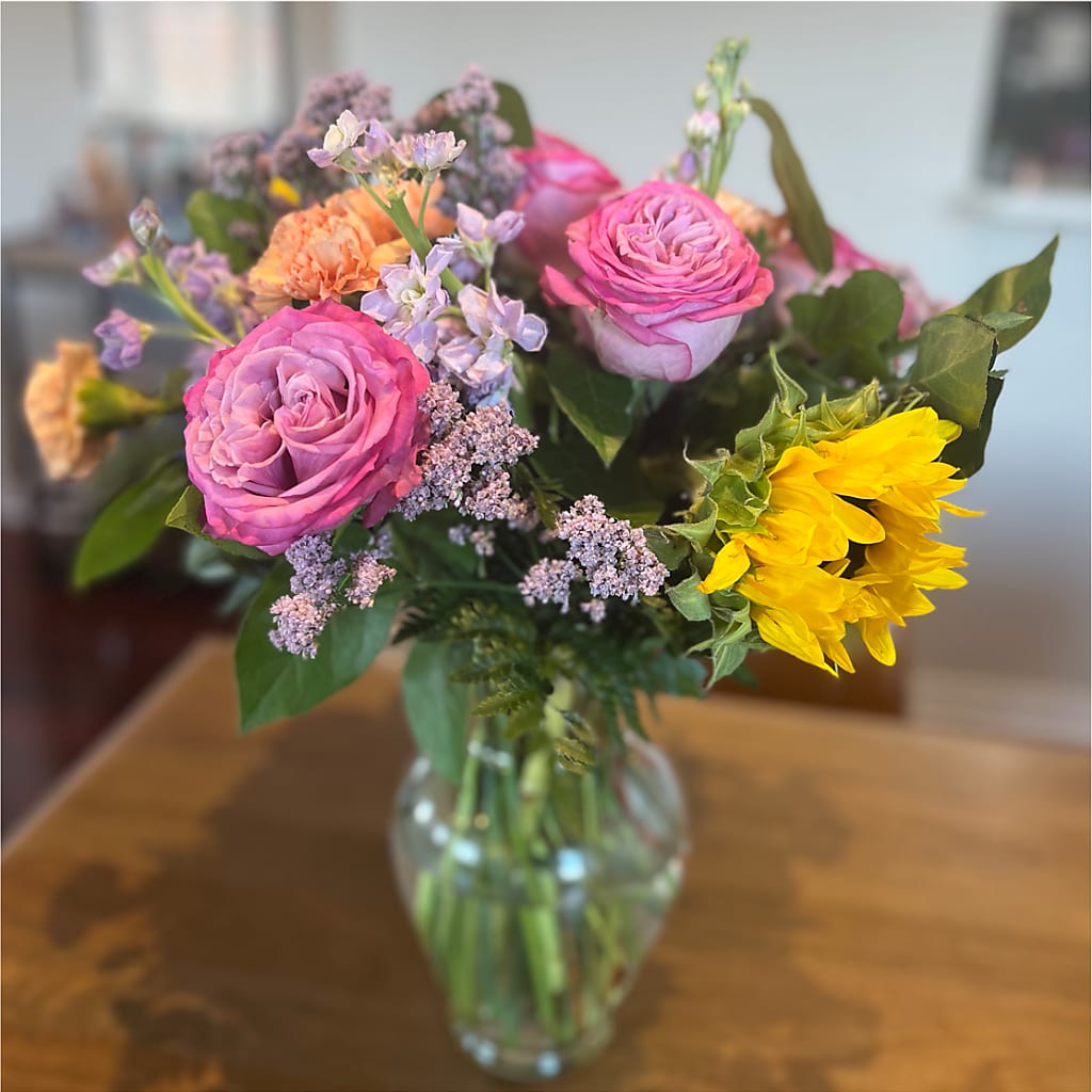Yellow Brick Road Bouquet – Velvet Leaf And Stem, Las Vegas NV