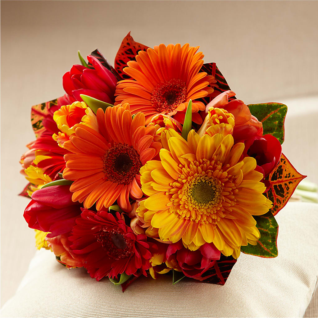 Sunglow Bouquet – Velvet Leaf And Stem, Las Vegas NV