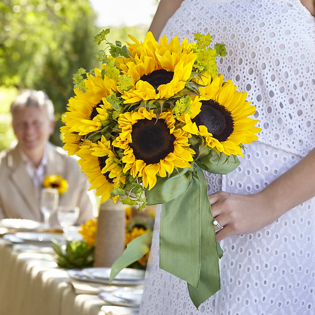 Free Spirit Bouquet – Velvet Leaf And Stem, Las Vegas NV