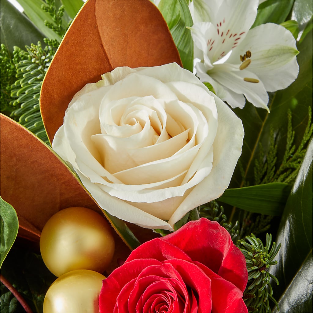 Joy & Jolly Bouquet –  Velvet Leaf And Stem, Las Vegas NV