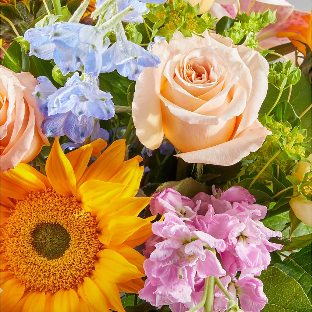 Dreamy Meadows Bouquet –  Velvet Leaf And Stem, Las Vegas NV