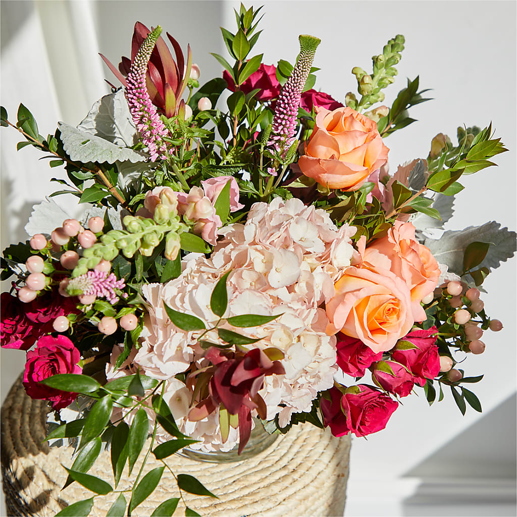 Glitz & Glam Bouquet –  Velvet Leaf And Stem, Las Vegas NV