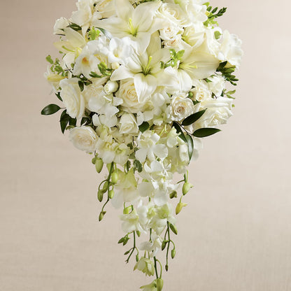 White Wonders Bouquet –  Velvet Leaf And Stem, Las Vegas NV